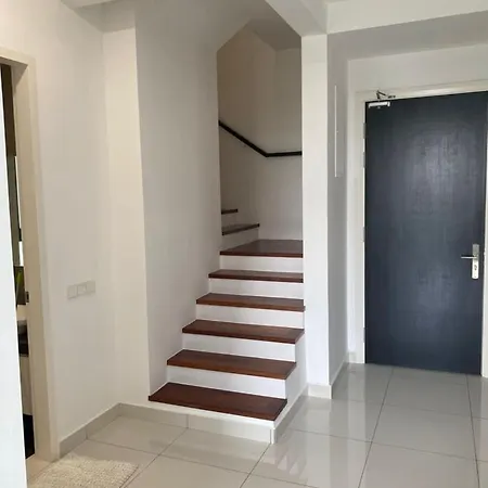 Eco Nest 3 Bedroom Duplex Apartment Nusajaya  Exterior photo