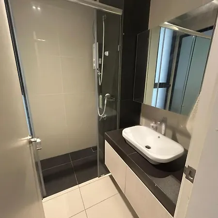 Eco Nest 3 Bedroom Duplex Apartment Nusajaya  Exterior photo